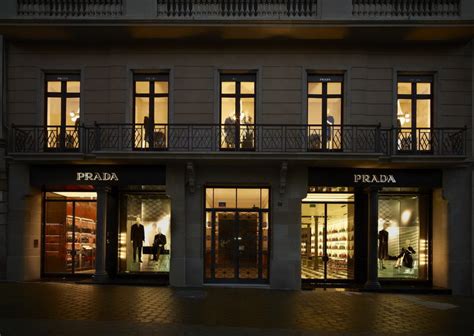 prada store barcelona